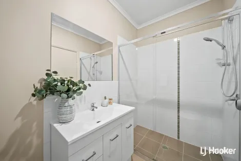 Property photo of 11/25 Burnum Burnum Close Bonner ACT 2914