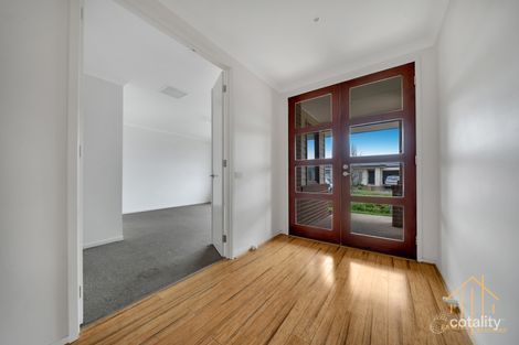 Property photo of 14 Yandra Street Clyde North VIC 3978