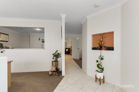 Property photo of 26 Packenham Promenade Canning Vale WA 6155