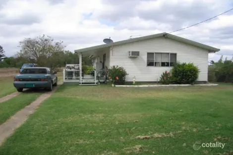 Property photo of 13 Roberts Street Emerald QLD 4720