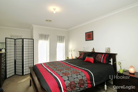 Property photo of 19 Phoebes Way Eastwood VIC 3875