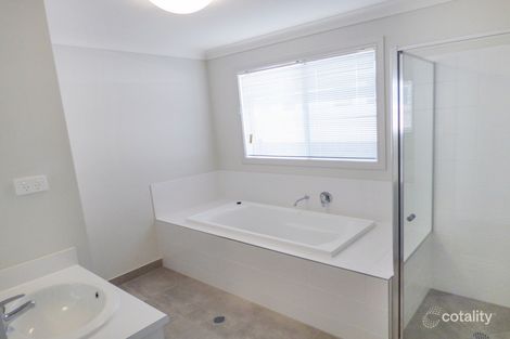 Property photo of 4 Steiner Crescent Baringa QLD 4551