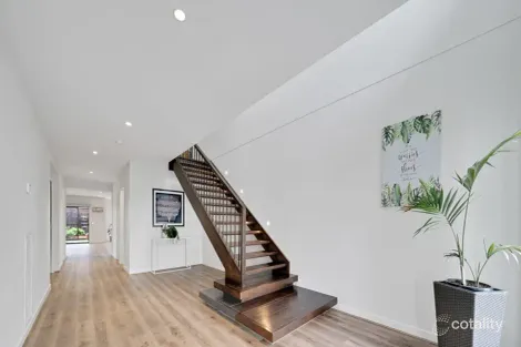 Property photo of 17 Arthurdale Crescent Werribee VIC 3030