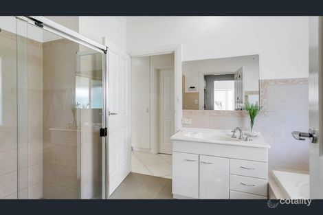 Property photo of 9 Sandpiper Chase Mawson Lakes SA 5095