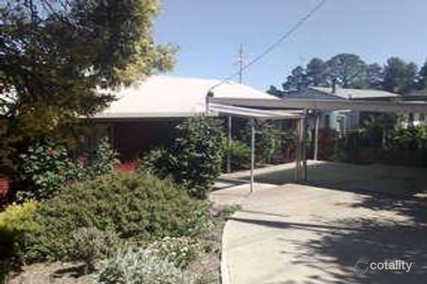 16 Young St, Linton, VIC 3360