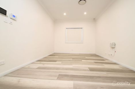 Property photo of 17 Larien Crescent Birrong NSW 2143