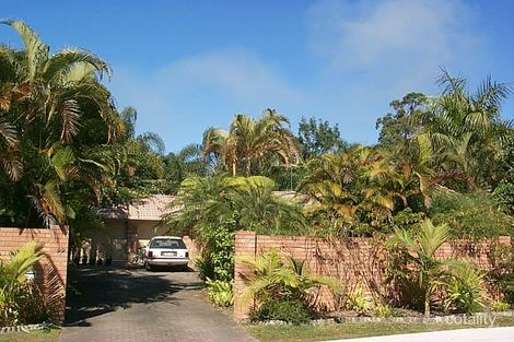 99 Karawatha Dr, Mountain Creek, QLD 4557