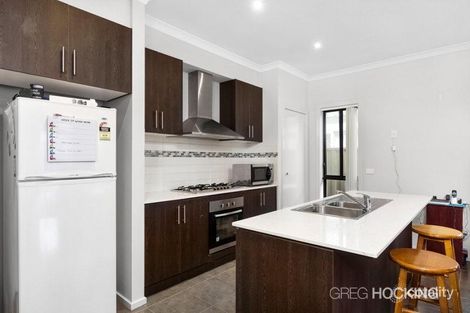 Property photo of 10 Romek Way Truganina VIC 3029