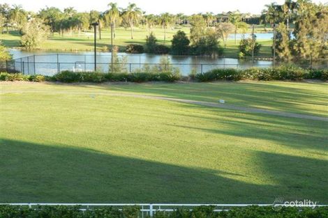 Property photo of 41 Meadowlake Drive Carrara QLD 4211