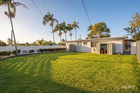 Property photo of 34 Heydon Avenue Labrador QLD 4215