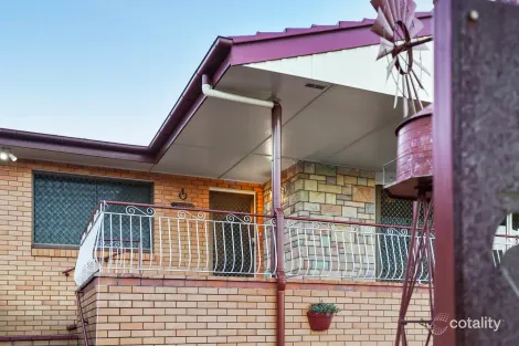 Property photo of 20 Blaxland Street Eastern Heights QLD 4305
