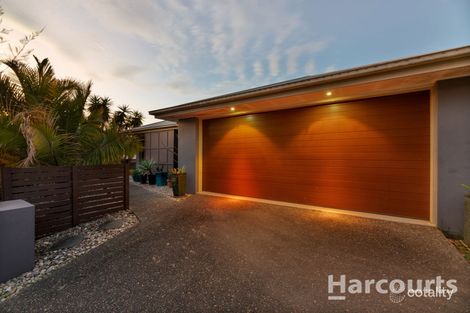 Property photo of 2 Argus Place Kallangur QLD 4503