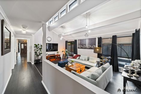 Property photo of 15 Hoddle Court Melton West VIC 3337