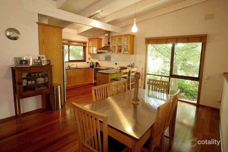 Property photo of 9 Edmunds Road Cockatoo VIC 3781