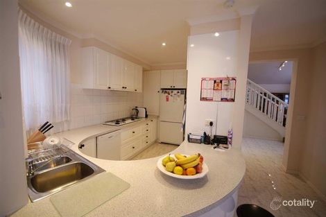 Property photo of 54 Lawson Way Endeavour Hills VIC 3802