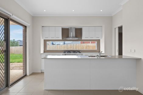 Property photo of 25 Botany Way Pakenham VIC 3810