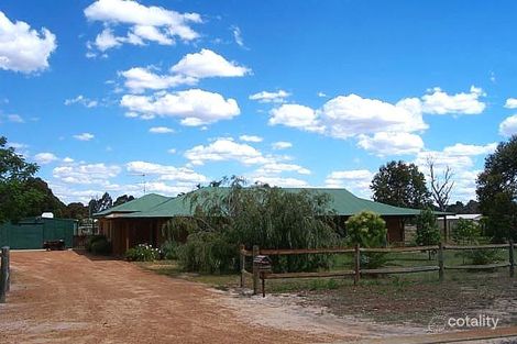 16 Hawkins Dr, Gelorup, WA 6230