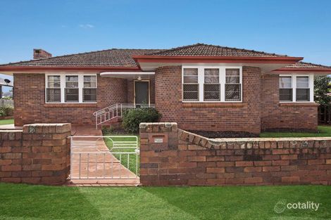 17 Henderson St, Newtown, QLD 4350