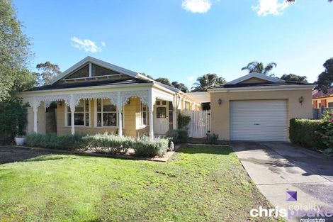 Property photo of 21 Adelong Court Berwick VIC 3806