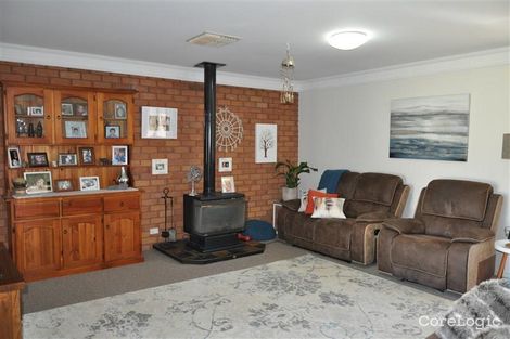Property photo of 1 Honeysuckle Street Forbes NSW 2871