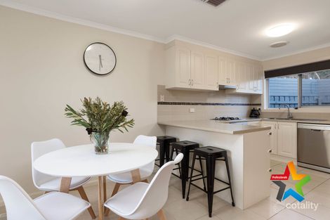 Property photo of 18 Blackburn Road Mooroolbark VIC 3138