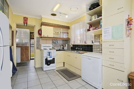 Property photo of 10 Lindsay Avenue Sunbury VIC 3429