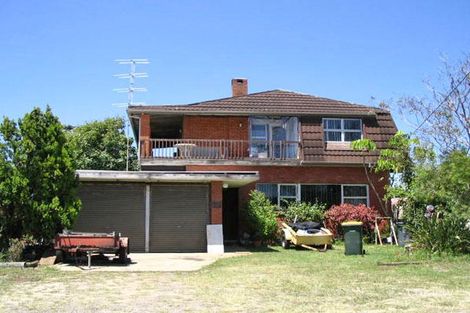 14 Kalinda St, Blacksmiths, NSW 2281