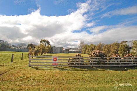 70 Lindsay St, Heywood, VIC 3304