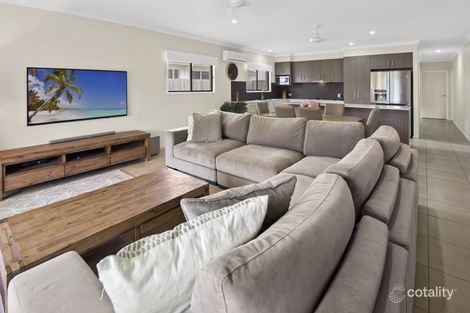 Property photo of 11 Twin Creek Court Cannonvale QLD 4802