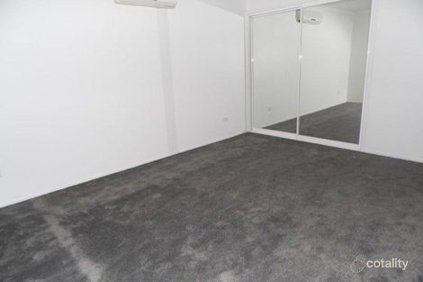 Property photo of 2/21 Ron Scott Circuit Greenacre NSW 2190