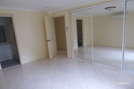 8 Horningsea Park Dr, Horningsea Park, NSW 2171