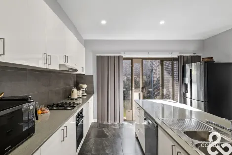 Property photo of 2 Cloud Street South Morang VIC 3752