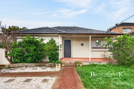 29 Henson St, Merrylands, NSW 2160