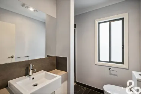 Property photo of 2 Cloud Street South Morang VIC 3752