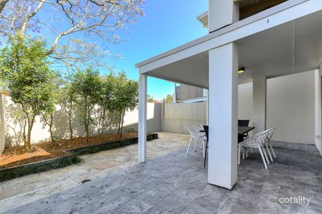 Property photo of 9/265 Cavendish Road Coorparoo QLD 4151