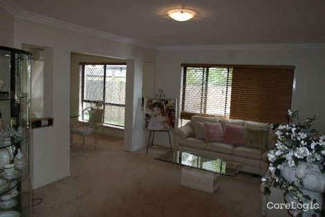 Property photo of 17 Crab Apple Court Stretton QLD 4116