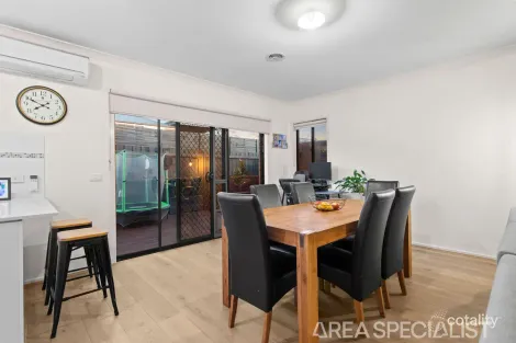 Property photo of 4/26 Warrenwood Place Langwarrin VIC 3910