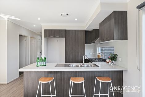 43 Orlagh Cct, Grantham Farm, NSW 2765