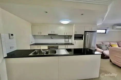 Property photo of 2180 Logan Road Upper Mount Gravatt QLD 4122