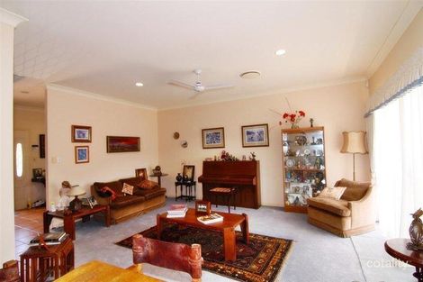 Property photo of 15 Nerang River Drive Nerang QLD 4211