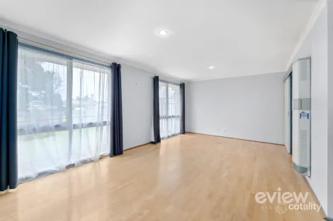 Property photo of 4 Kite Court Werribee VIC 3030