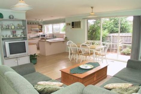 Property photo of 9 Denise Close Rowville VIC 3178