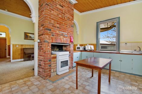 Property photo of 10 Cambridge Crescent White Hills VIC 3550