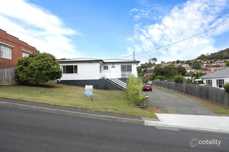 Property photo of 3 Loatta Road Lindisfarne TAS 7015
