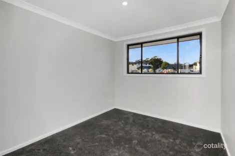 Property photo of 6 Ganges Court Dunbogan NSW 2443