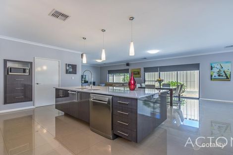 Property photo of 25 Mopsa Way Coolbellup WA 6163