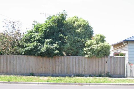 122 Ballarat Rd, Maidstone, VIC 3012