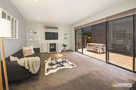Property photo of 10 Evergreen Circuit Cheltenham VIC 3192