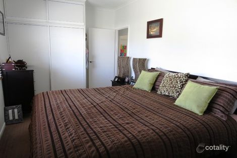 Property photo of 9 Ward Place Emerald QLD 4720