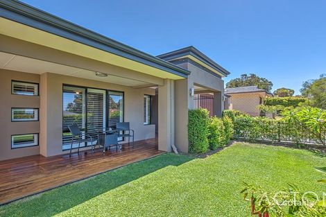 Property photo of 25 Mopsa Way Coolbellup WA 6163